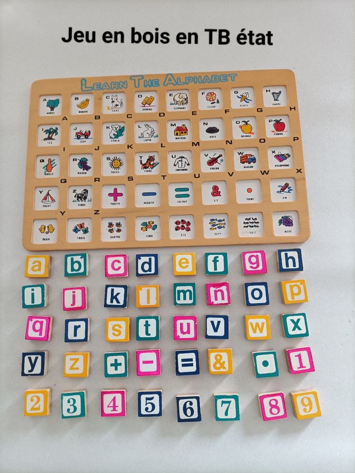 Jeu alphabet en bois