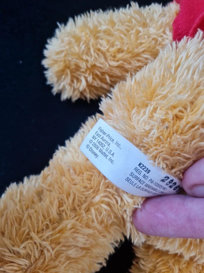 3 peluches winnie l'ourson 27 cm de haut - disney - photo numéro 8