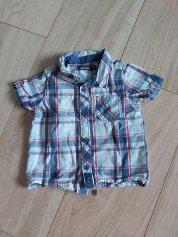 Chemise manches courtes garçon 12 mois en très bon état (78)