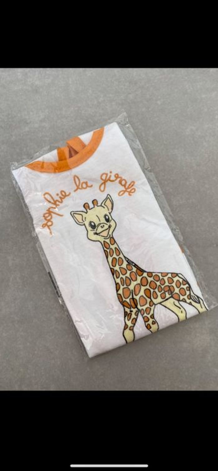 Bavoir Sophie la girafe Neuf