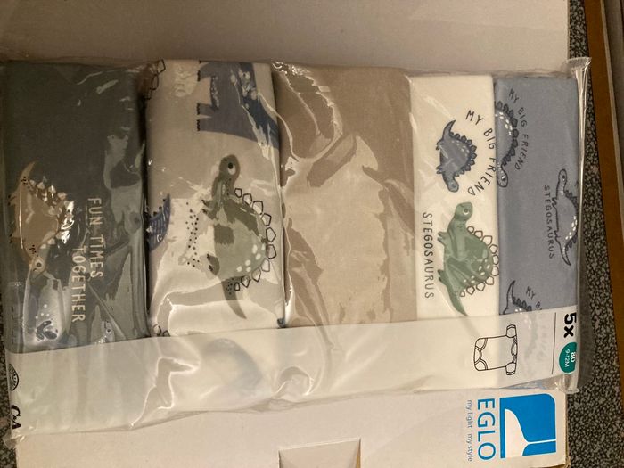 5 bodies manches longues neufs