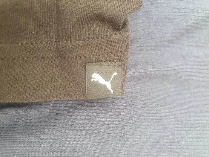 T-shirt Puma noir logo craquelé · taille M - photo numéro 4