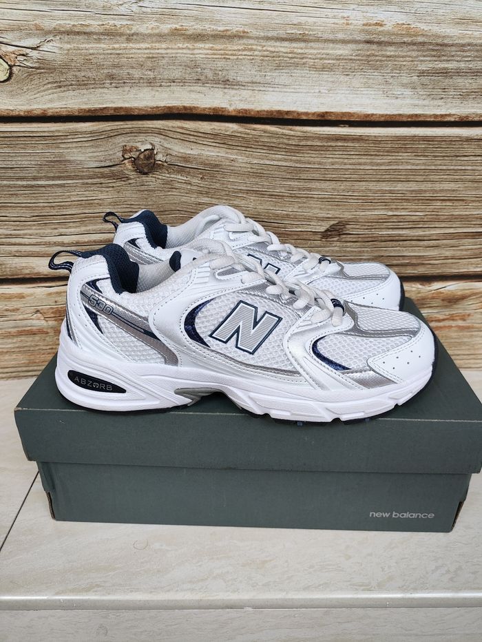 Originais New Balance 530 White Silver Navy Taille 41.5