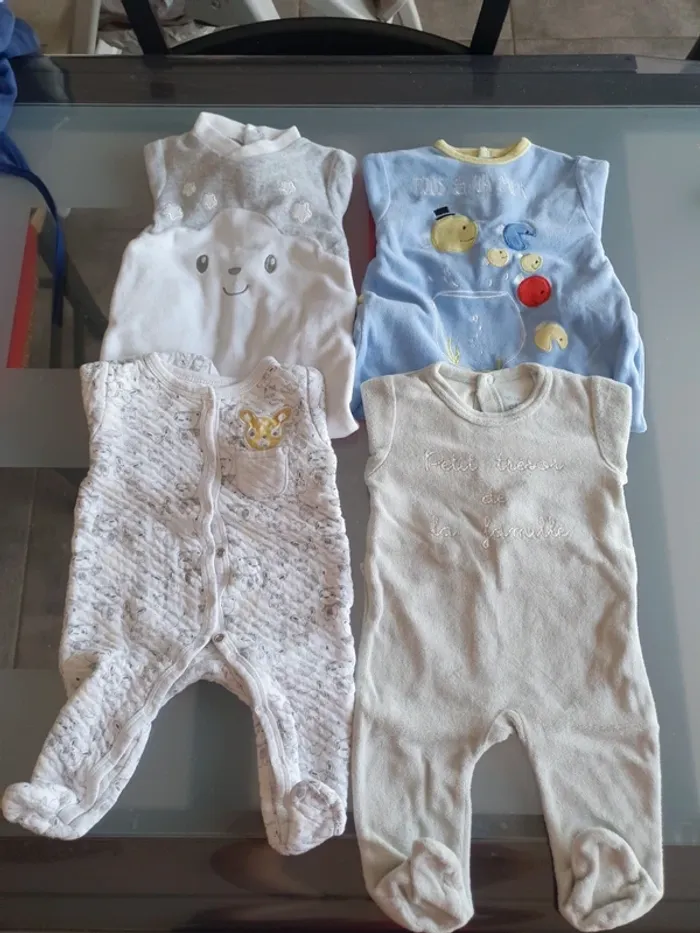 Lot pyjamas