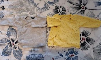 Lot de 3Gilets 1 mois