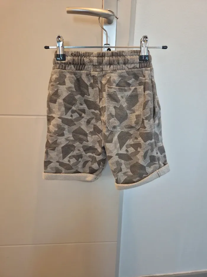 Short léger - photo numéro 3