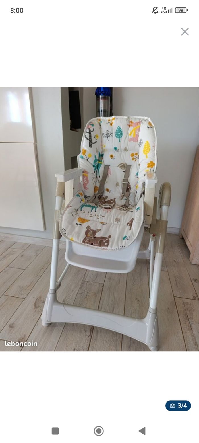 Chaise haute - photo numéro 2