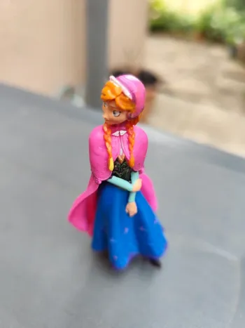 Figurine Anna Reine des neiges