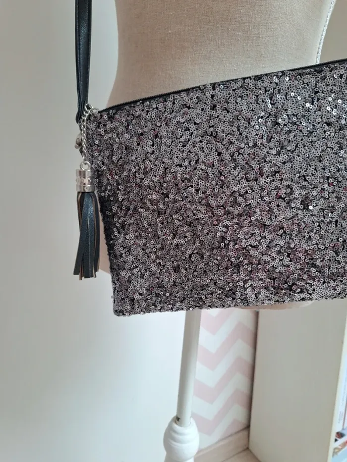Pochette bandoulière - photo numéro 2