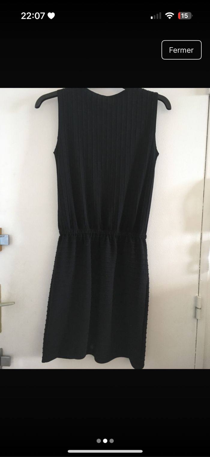 Robe noire - photo numéro 2