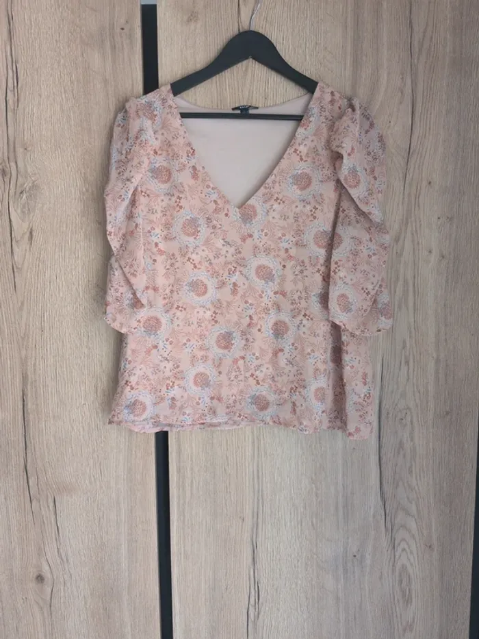 Blouse fleurie manches mi-longues Taille L