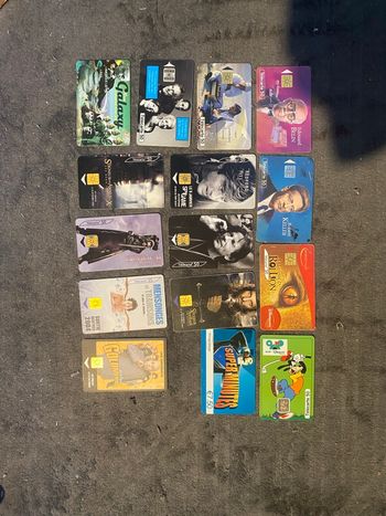 Collection de cartes téléphoniques anciennes