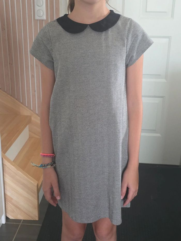 Robe col claudine tbe