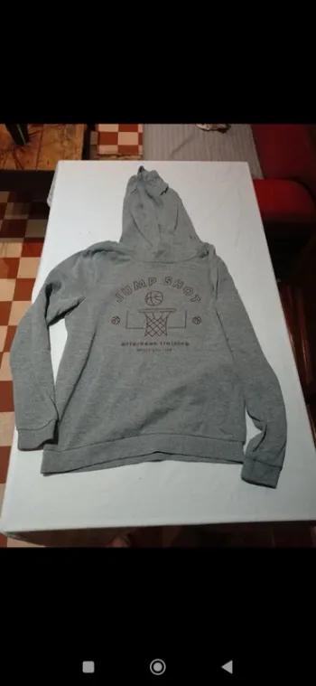 Pull à capuche