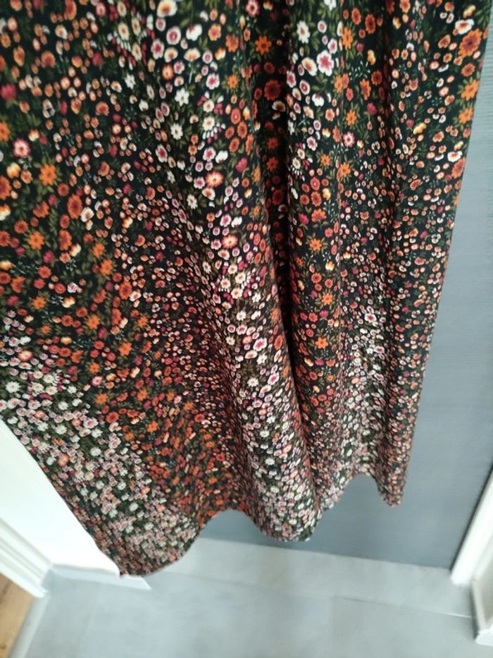 Jolie robe fleurie taille L Stradivarius quasi neuve - photo numéro 5