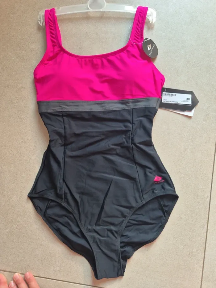 Athlitech maillot de bain piscine natation femme 38 neuf