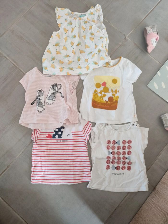 Lot 5 tee shirt 12 mois