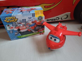 Avion transformable super wing