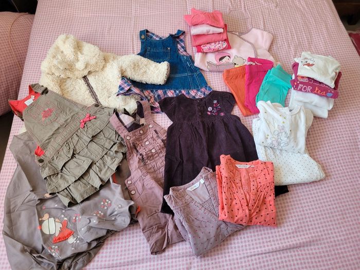 Lot vêtements fille 24 mois hiver