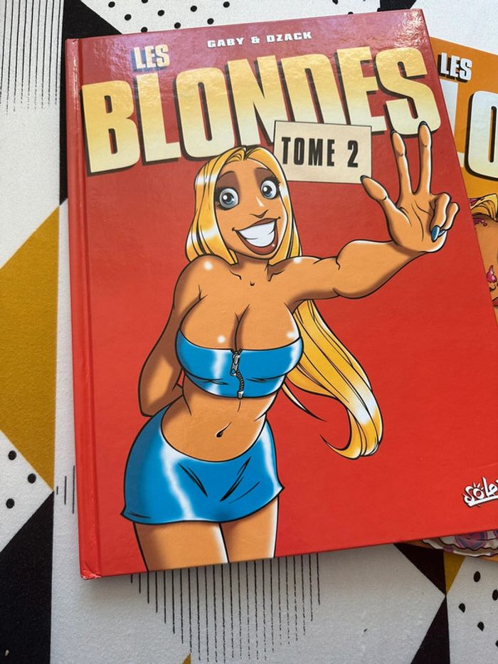 BD les blondes tome 1/2/3 - photo numéro 3
