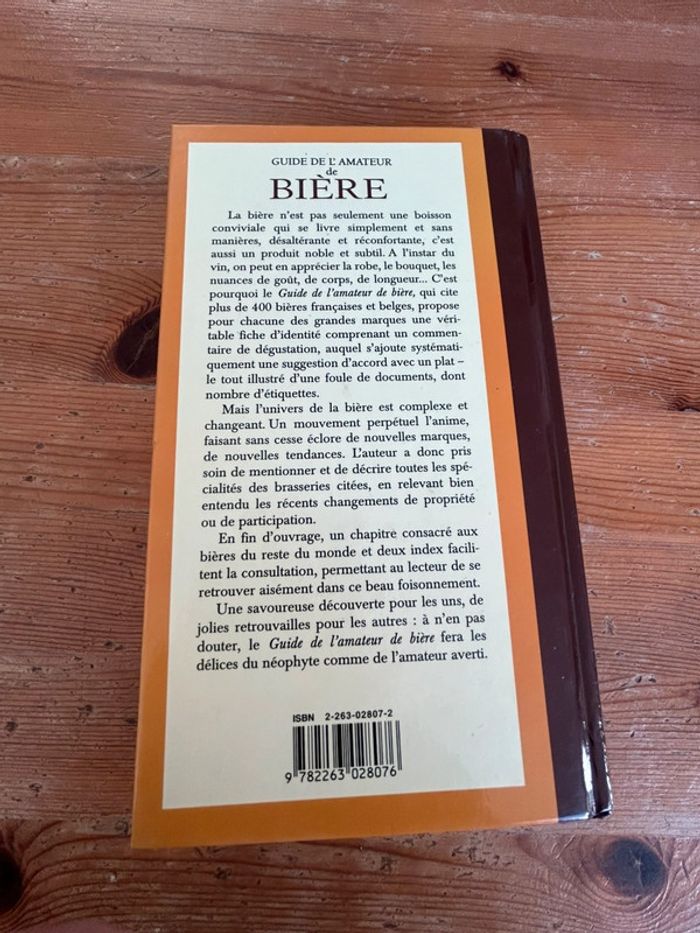Livre Le guide de l’amateur de bière / 215 bières / Michel Madtrojanni / Comme Neuf - photo numéro 2