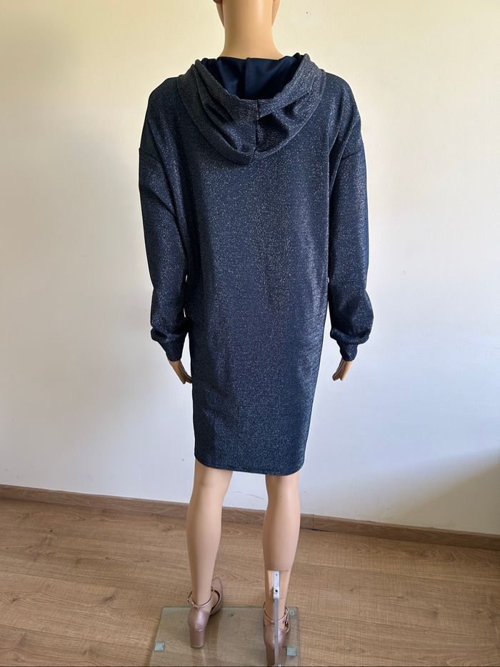 Robe sweat bleue marine pailletée neuve VILA taille M - photo numéro 6