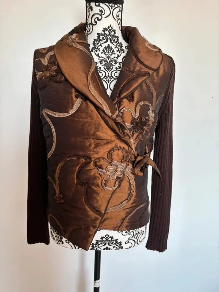 Veste chic brodée femme taille 38
