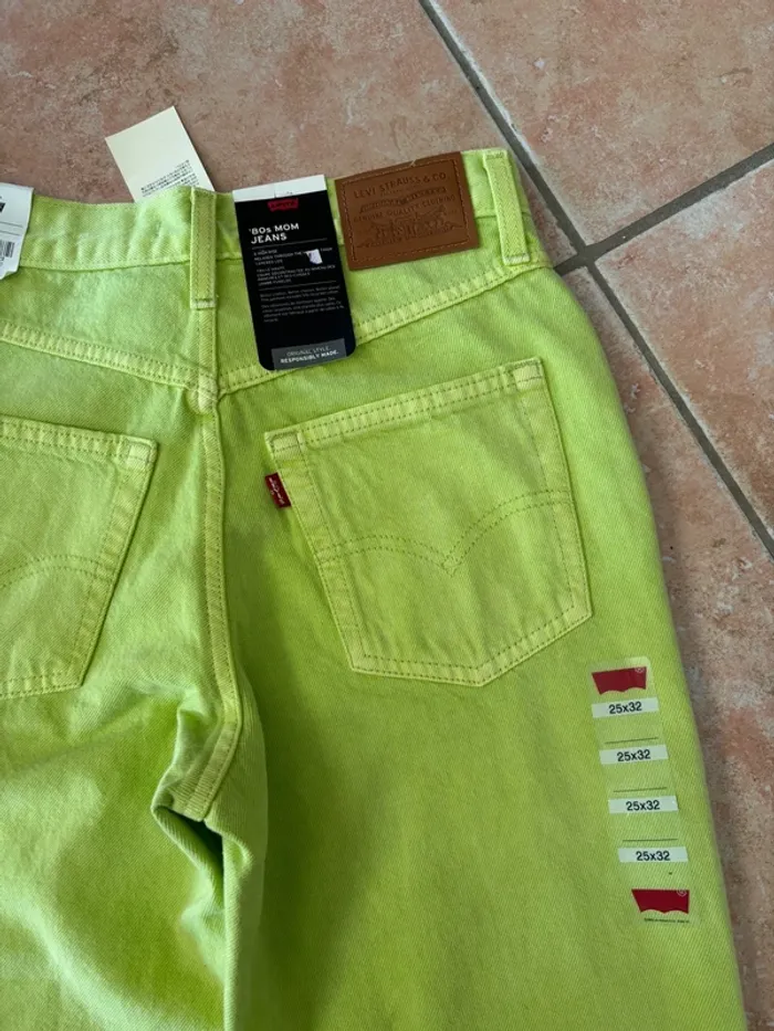 Jean levis 80s mom vert pomme - photo numéro 4