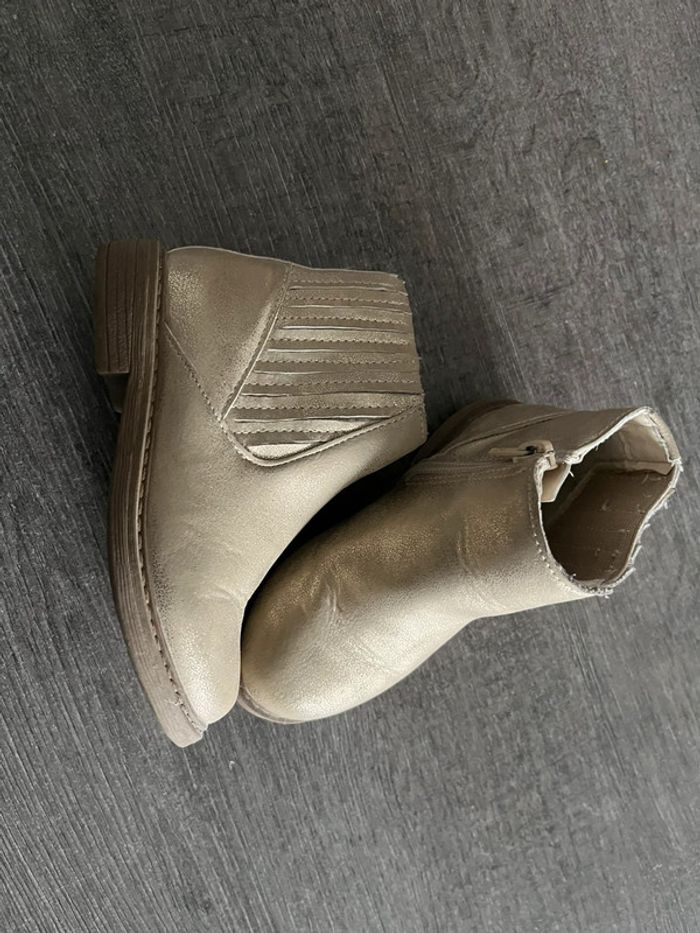 Bottines doré pointure 25