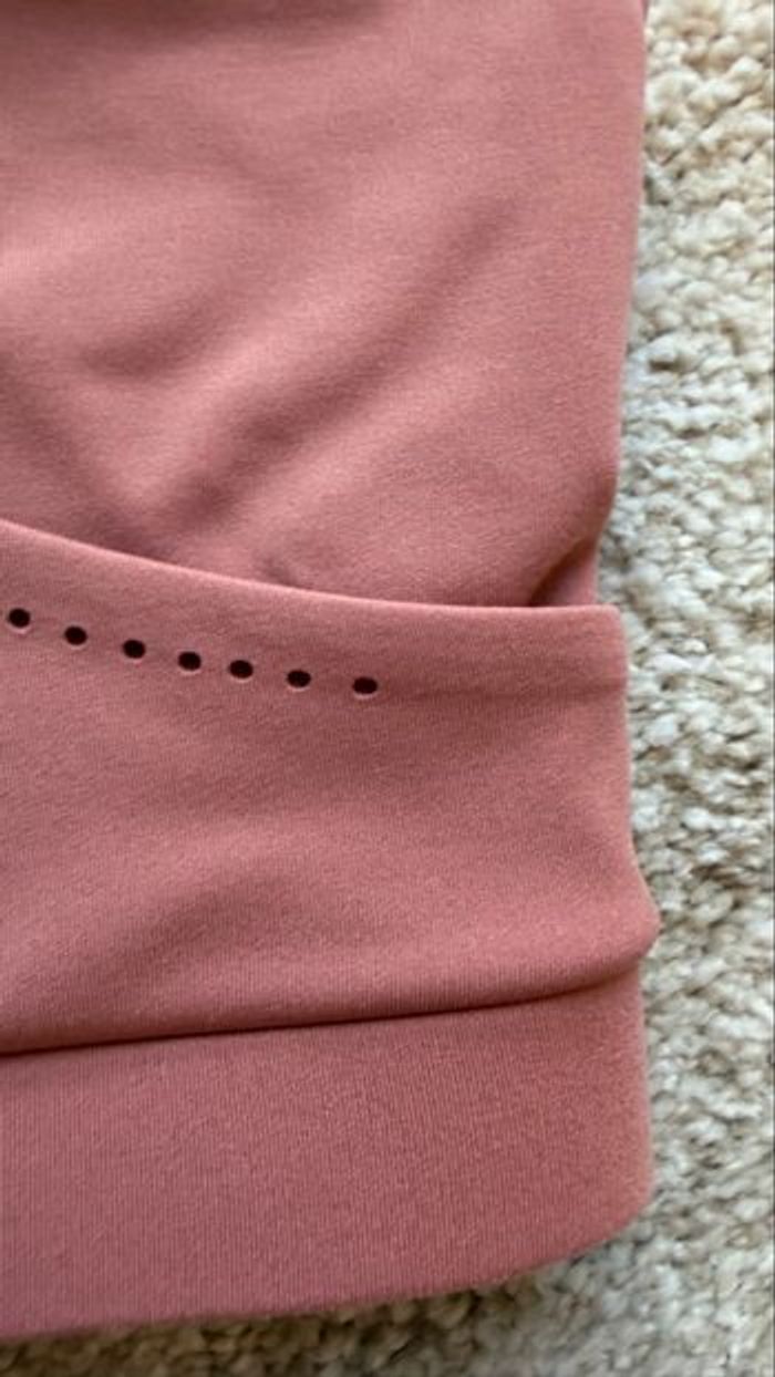 Gymshark Brassière Sport Femme Rose – Taille S – Brassière Fitness Musculation – Très bon état - photo numéro 3