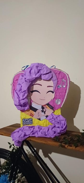 Pinata k-pop 