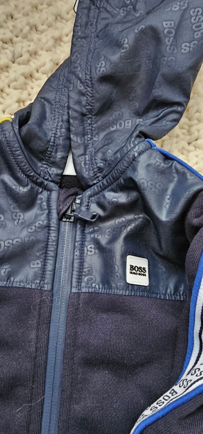 Jogging 6 mois Hugo Boss - photo numéro 2