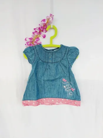 Très belle robe Baby Club 3 mois