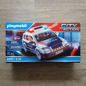 Jouet Playmobil voiture de police 6920 NEUF