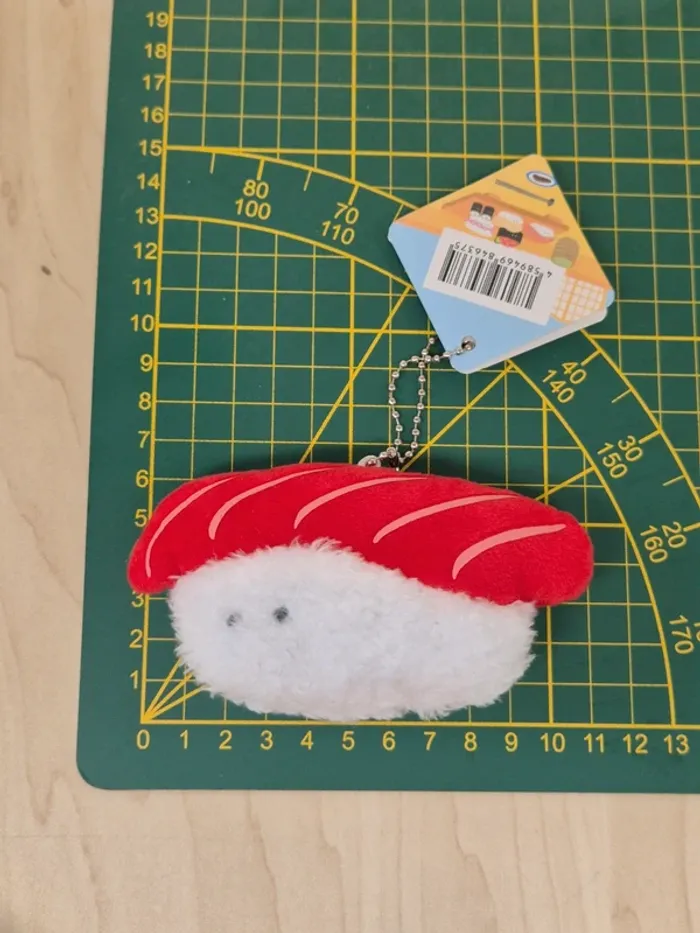 Mascotte Tsuburana hitomi no Osushi : Maguro (thon) - photo numéro 4