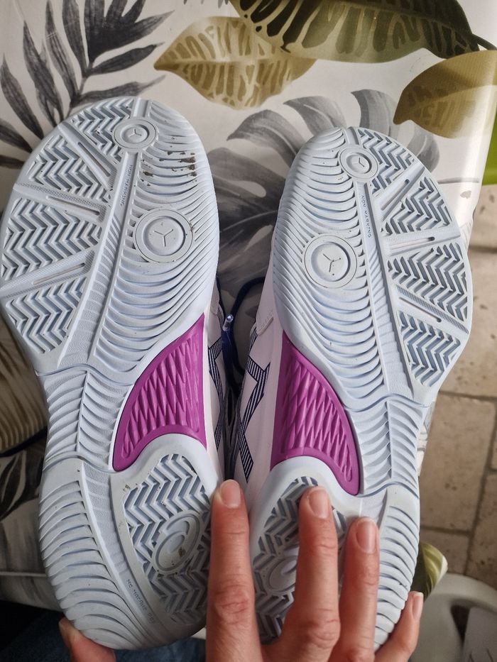 Baskets Oasics taille 40.5 - photo numéro 8