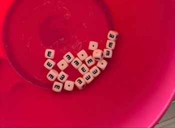 Lettre E