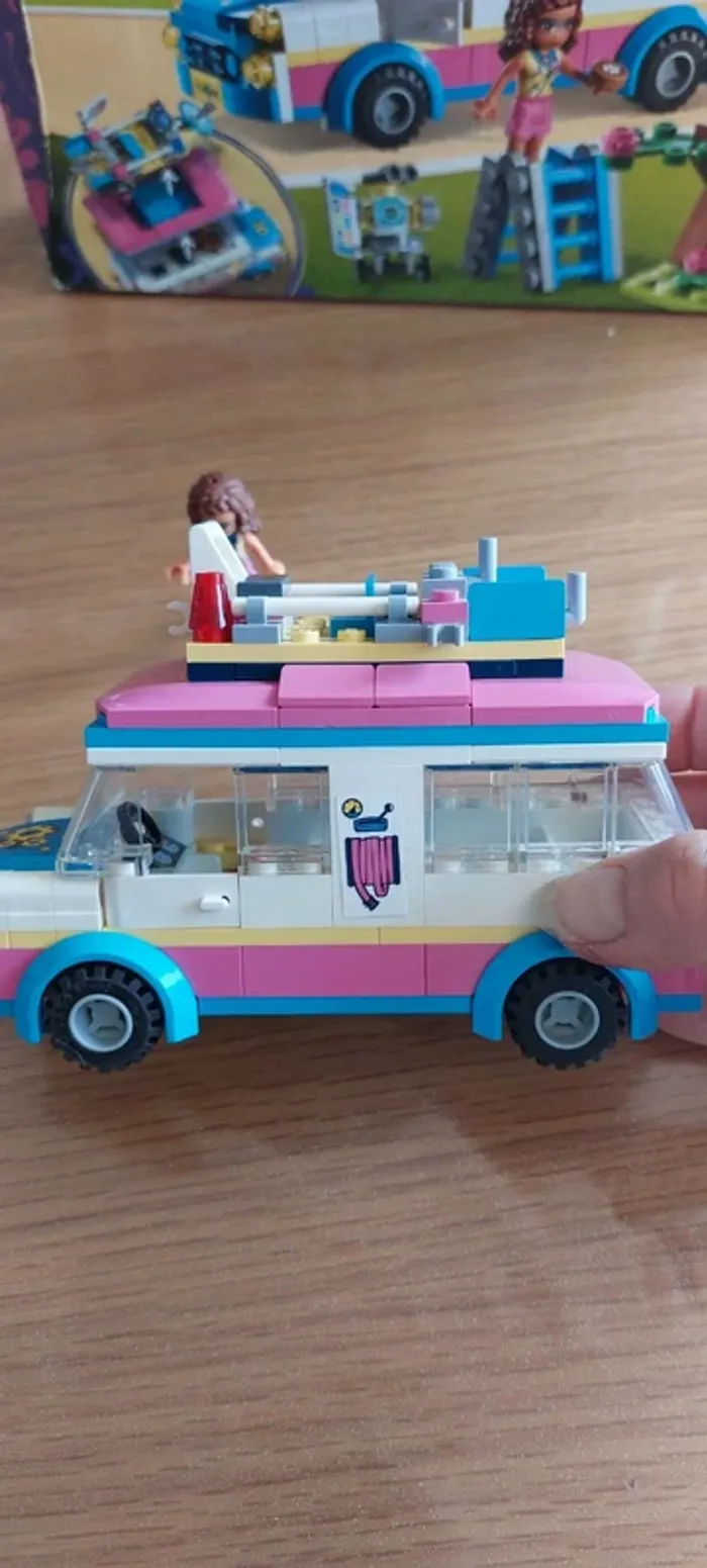 Lego camion de mission d olivia - photo numéro 4