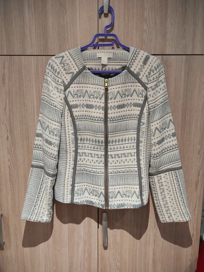 Veste blazer courte blanc cassé/gris clair