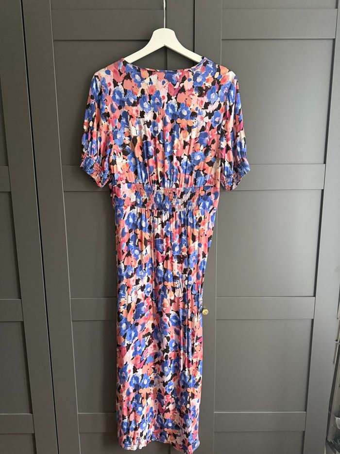 Robe fleurie - photo numéro 2