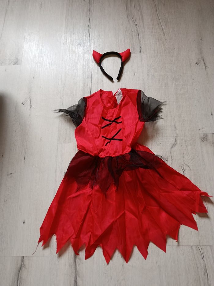 Déguisement diablesse taille 4/6 ans