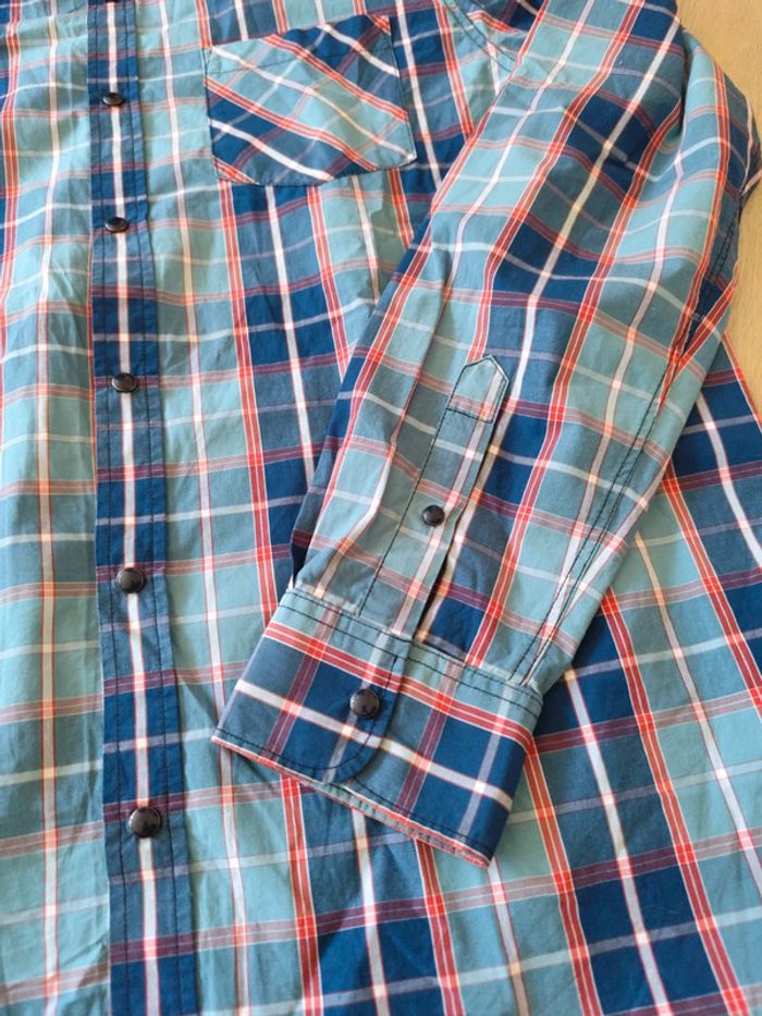 Chemise - photo numéro 4