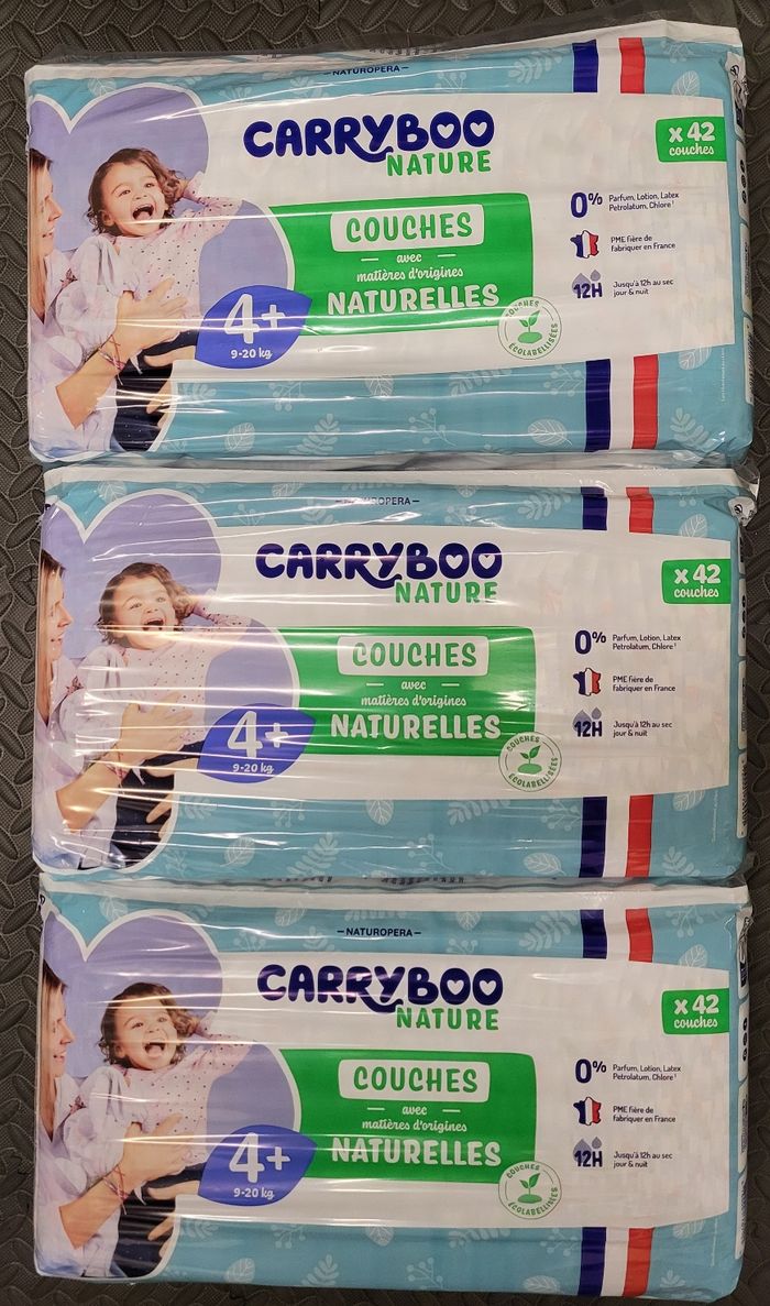 3 paquets de couches carryboo taille 4+