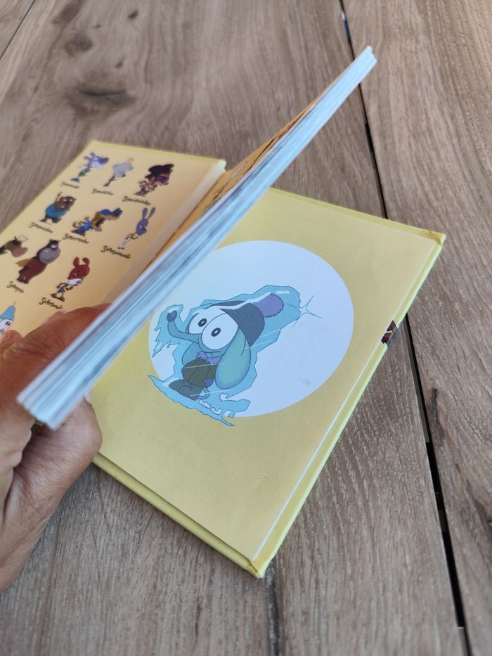 Livre les Minijusticiers "superfrileux"
Pas neuf mais Très bon état - photo numéro 4