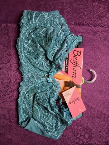 Soutien-gorge F10 poitrines généreuses Bestform taille 100C neuf avec étiquette 