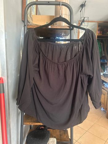 Haut noir manches 3/4 ONLY