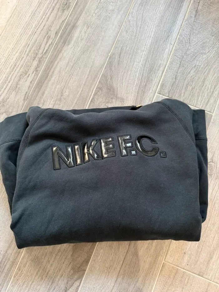 Sweat-shirt à capuche Nike taille L - photo numéro 3
