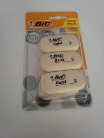 Gomme bic x 6