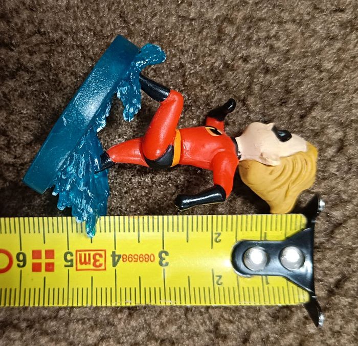 Figurine Disney Les Indestructibles - Flèche - photo numéro 2