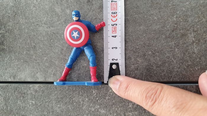 4 personnages Marvel - photo numéro 6